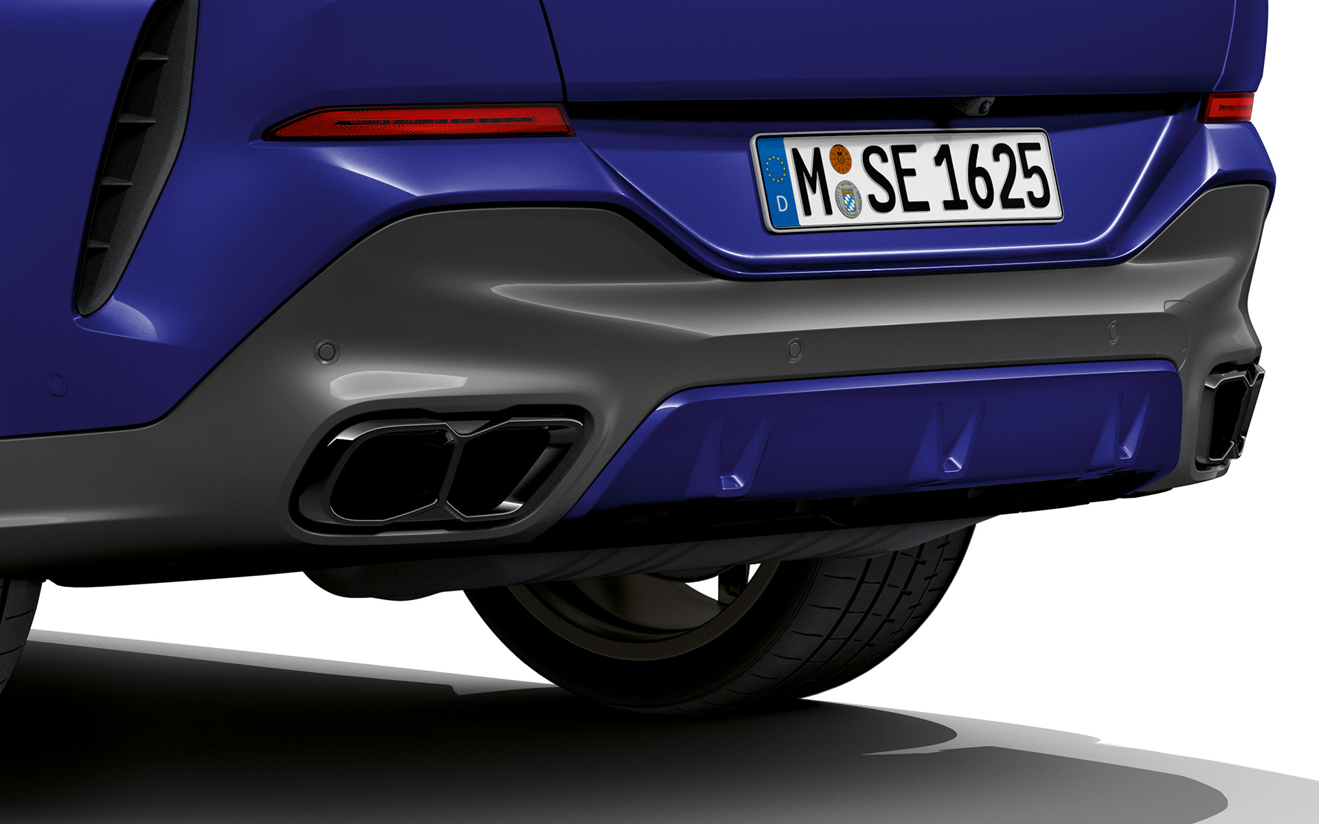 BMW X6 M60i xDrive, G06, MP, izpušni sistem BMW X6 M60i xDrive, G06, MP, pogled od blizu na izpušni sistem