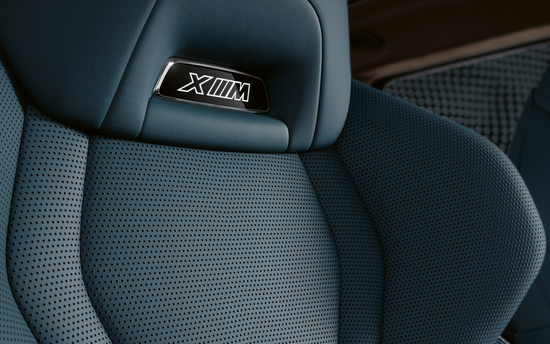 BMW XM, G09, multifunkcijska prednja sedeža z osvetljenim M logotipom BMW XM, G09, multifunkcijska prednja sedeža z osvetljenim M logotipom