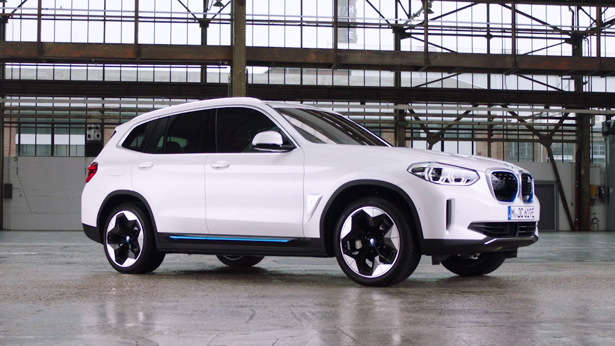BMW iX3, G08, 2020, povezljivost, videoposnetek BMW iX3, G08, 2020, kovinska barva Mineral White, povezljivost, videoposnetek