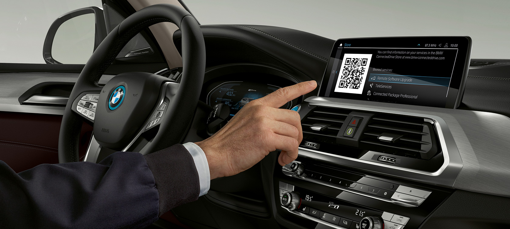 BMW iX3, G08, voznik uporablja nadzorni prikazovalnik BMW iX3, G08, 2020, voznik uporablja nadzorni prikazovalnik, notranjost