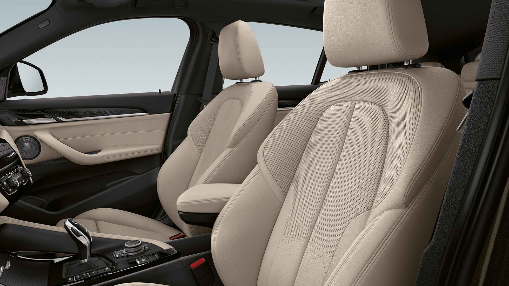 Usnjeno oblazinjenje v BMW X2 sDrive20i kot modelu M Sport X BMW X2 sDrive20i, model M Sport X 2018 F39, usnjeno oblazinjenje, notranjost