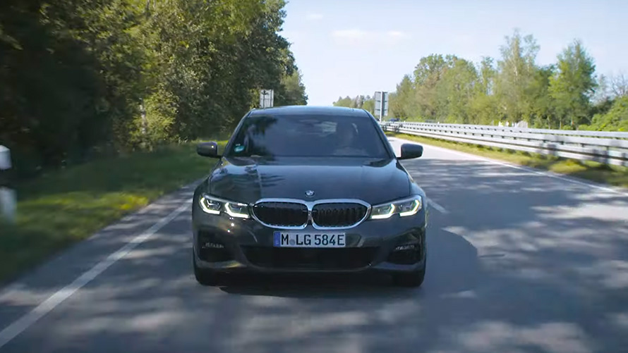 BMW, G20, priključni hibrid med vožnjo po cesti BMW, G20, priključni hibrid med vožnjo po cesti, pogled od spredaj