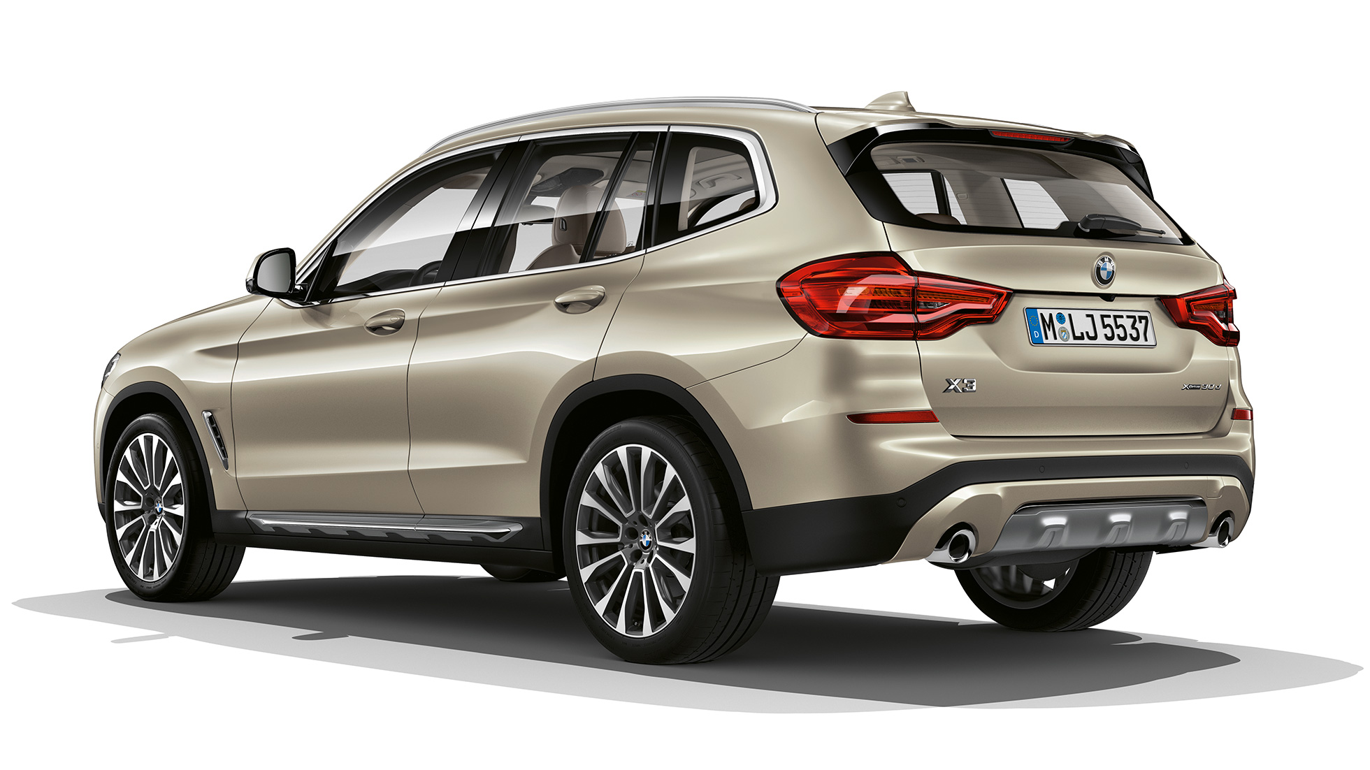 BMW X3 M40i, Model Luxury Line, v zadnjem polprofilu BMW X3 M40i, Model Luxury Line, v zadnjem polprofilu