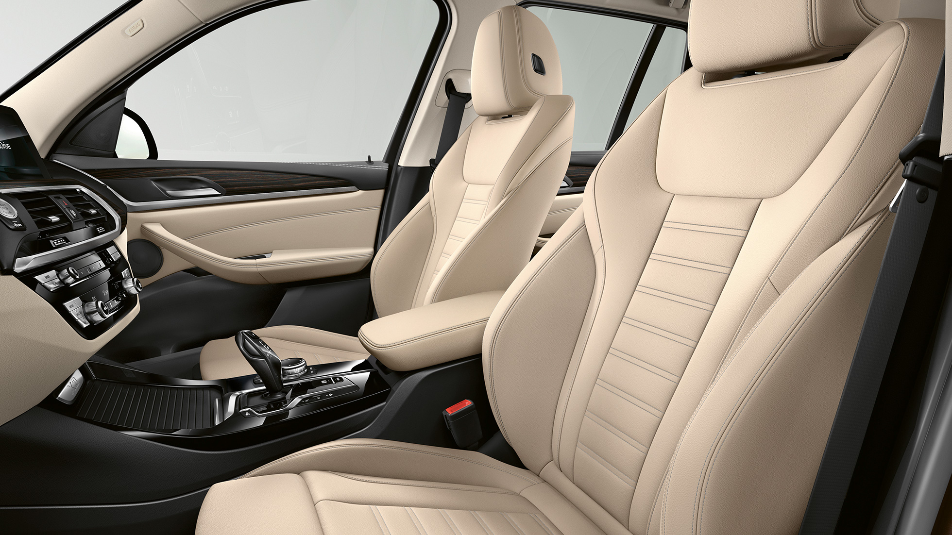 BMW X3 M40i, model Luxury Line, sedeži BMW X3 M40i, model Luxury Line, sedeži