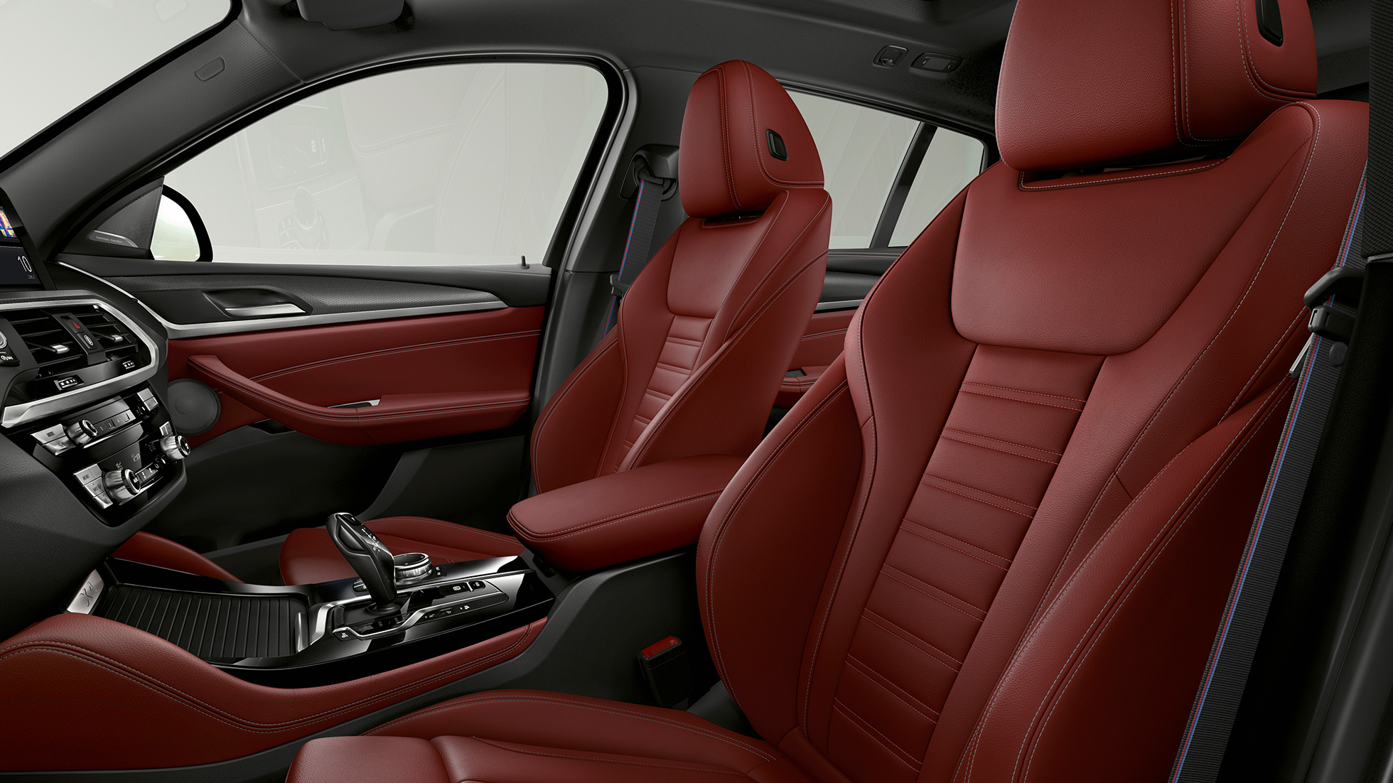 Oblazinjenje BMW X4, model M Sport X Oblazinjenje BMW X4 xDrive30i, model M Sport X G02 2018, notranjost