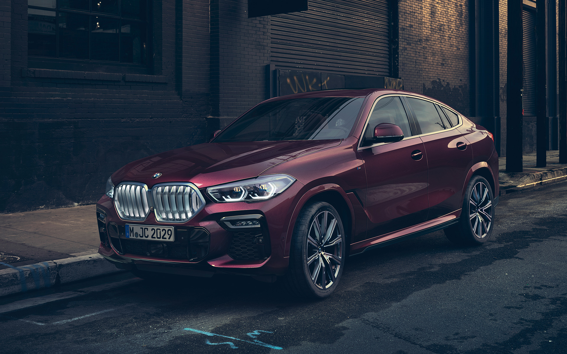 BMW X6 Individual, G06, 2019, tričetrtinski pogled od spredaj BMW X6 Individual, G06, 2019, kovinska barva Ametrine, tričetrtinski pogled od spredaj