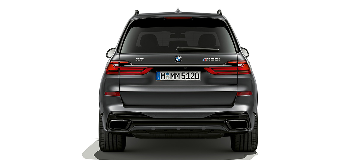 BMW Dark Shadow Edition, pogled od zadaj BMW X7, G07, Dark Shadow Edition, pogled od zadaj