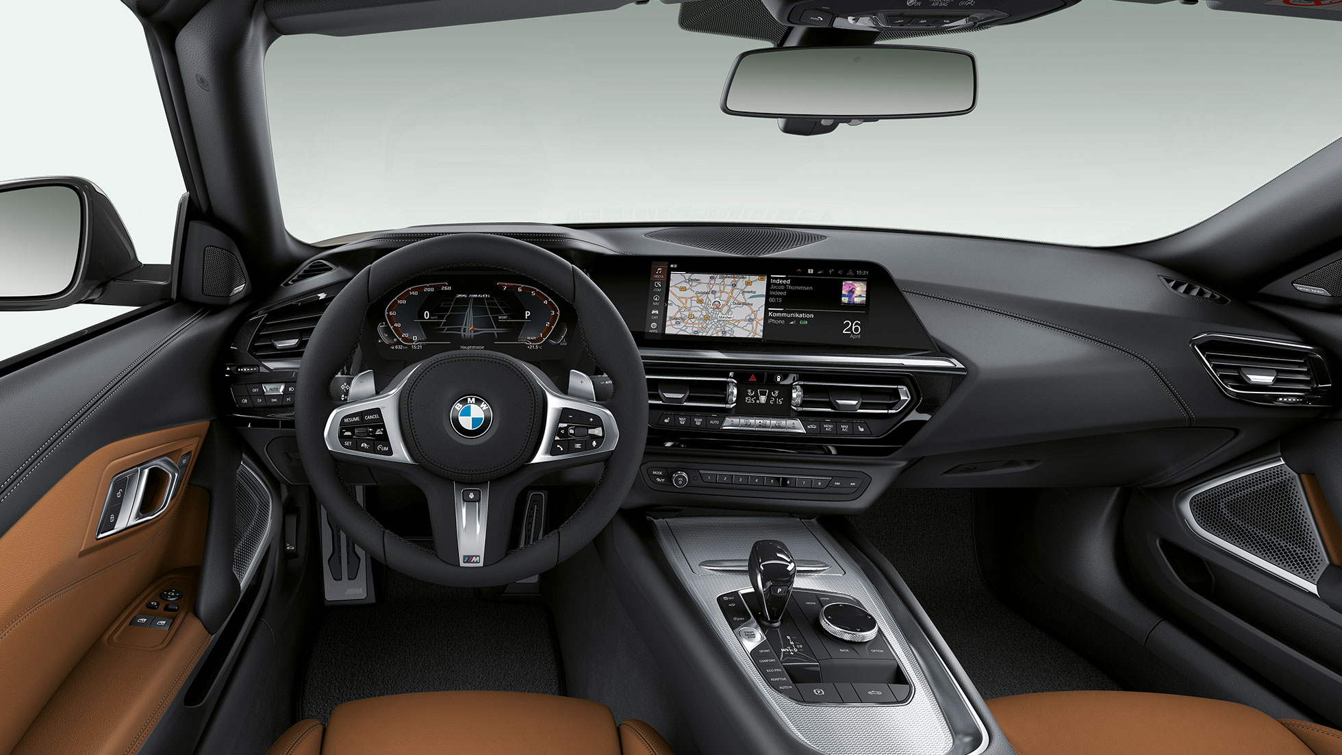 BMW Z4 Roadster M40i BMW Z4 Roadster M40i, volan in kokpit