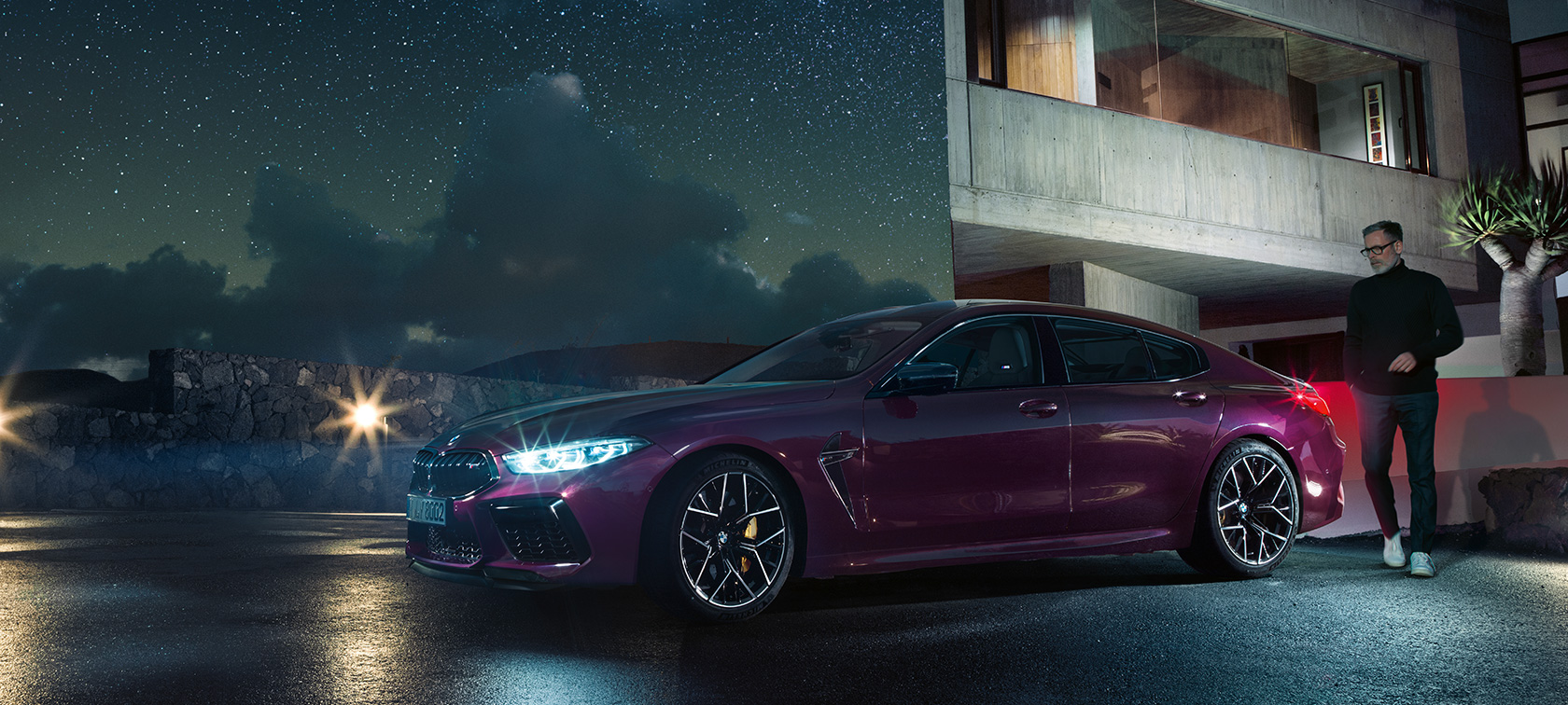 Popolnoma novi BMW M8 Competition Gran Coupé Popolnoma novi BMW M8 Competition Gran Coupé 2020 F93 v kovinski barvi BMW Individual Ametrine, tričetrtinski stranski pogled