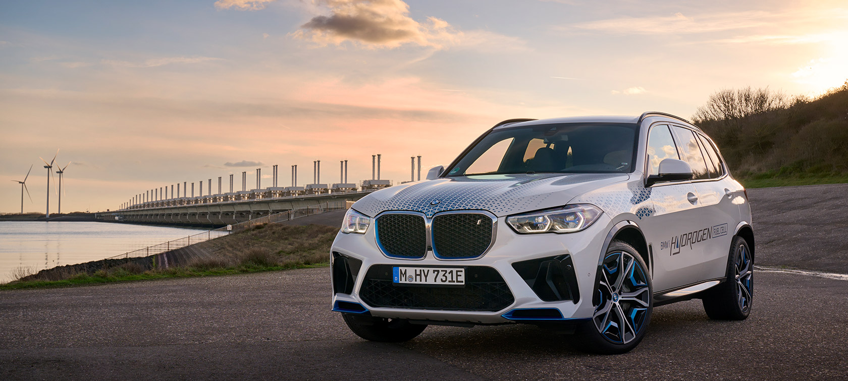 BMW iX5 Hydrogen, G05, FCEV BMW iX5 Hydrogen, G05, FCEV, tričetrtinski pogled od spredaj