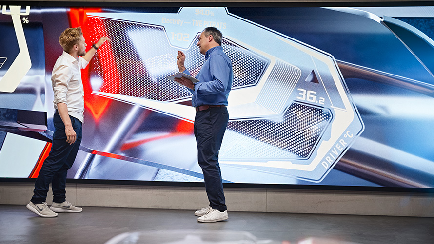 BMW Vision M NEXT, razvoj, oblikovanje BMW Vision M NEXT, razvoj, Boost Pod, oblikovanje, pogovor med inženirji