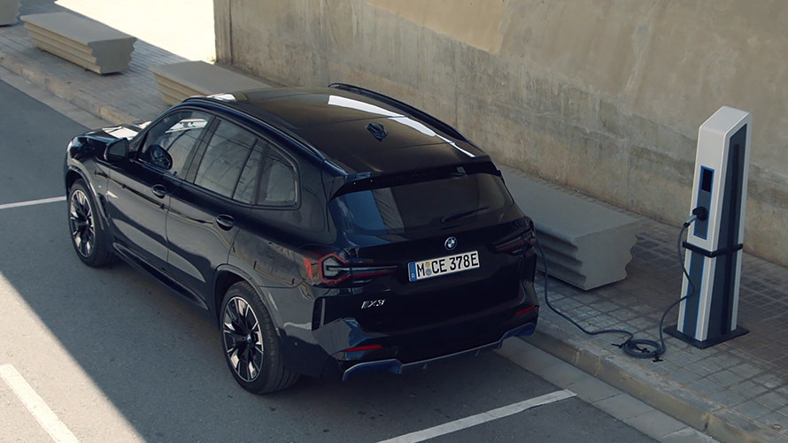 Električni avtomobili BMW, BMW iX3, visokonapetostna baterija, videoposnetek Električni avtomobili BMW, BMW iX3, visokonapetostna baterija, videoposnetek