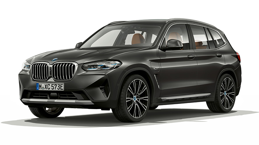 BMW X3 xDrive30e, G01, PHEV, tričetrtinski pogled od spredaj med mirovanjem