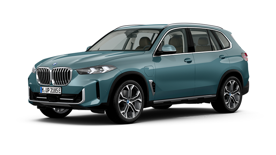 BMW X5 xDrive50e, G05, PHEV, tričetrtinski pogled od spredaj med mirovanjem
