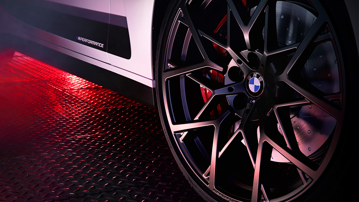 20-palčna M Performance kovana platišča Y-spoke 795 M Jet Black mat, BMW serije 4 Coupé 20-palčna M Performance kovana platišča Y-spoke 795 M Jet Black mat, BMW serije 4 Coupé, podrobni pogled