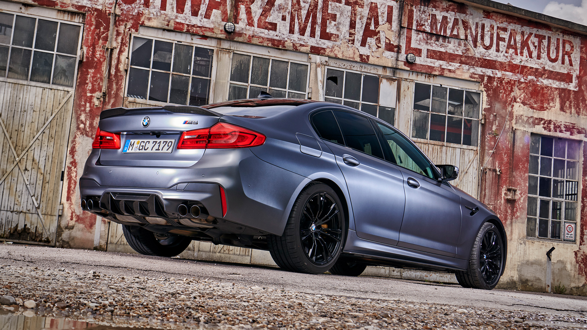 BMW M Perfromance spojler Pro iz karbonskih vlaken BMW M Performance dizajn spojler Pro iz karbonskih vlaken